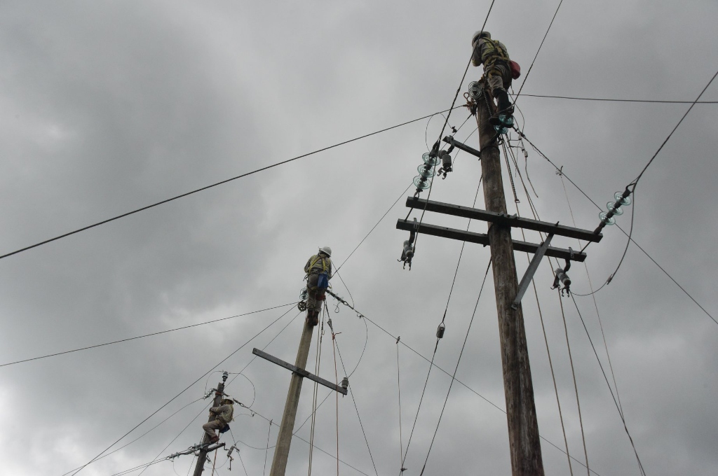 Padecen 68 millones de mexicanos fallas en el servicio de la CFE