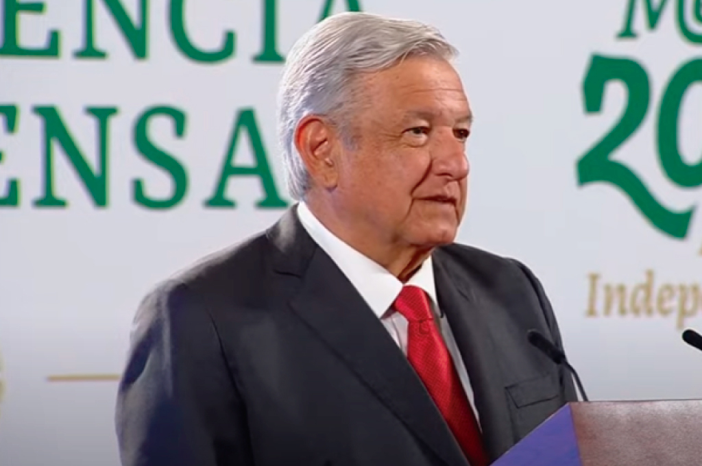 Prepara AMLO iniciativa de ley para fortalecer a la CFE