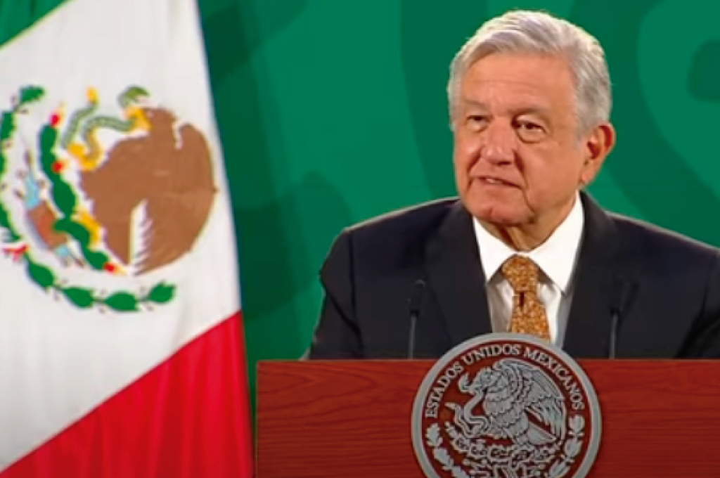 AMLO prepara reforma para suspender gasolineras que roben combustible