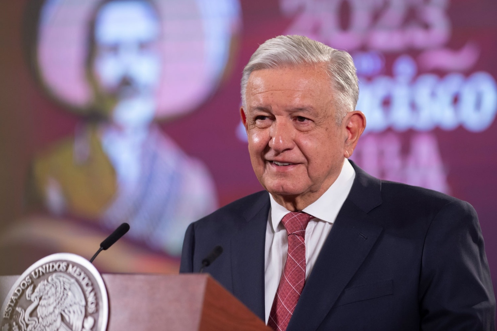 Iniciará construcción de planta de licuefacción en Altamira, informa AMLO