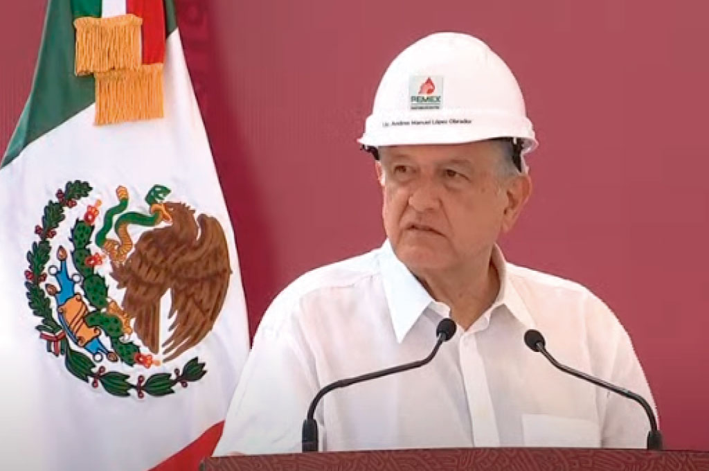 Aplaza AMLO su promesa de autosuficiencia energética para México