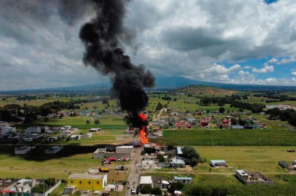 Explota ducto de Pemex en Amozoc, Puebla