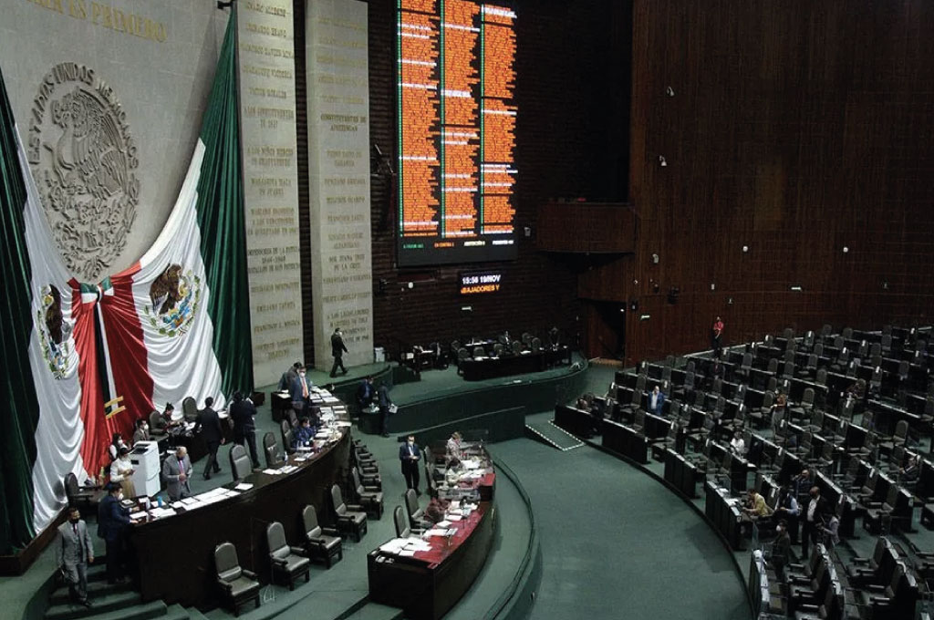 Segundo golpe al sector energético, diputados aprueban en lo general reforma a Ley de Hidrocarburos