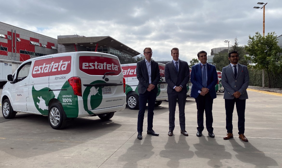 Estafeta se electrifica; adquiere flota 100% eléctrica