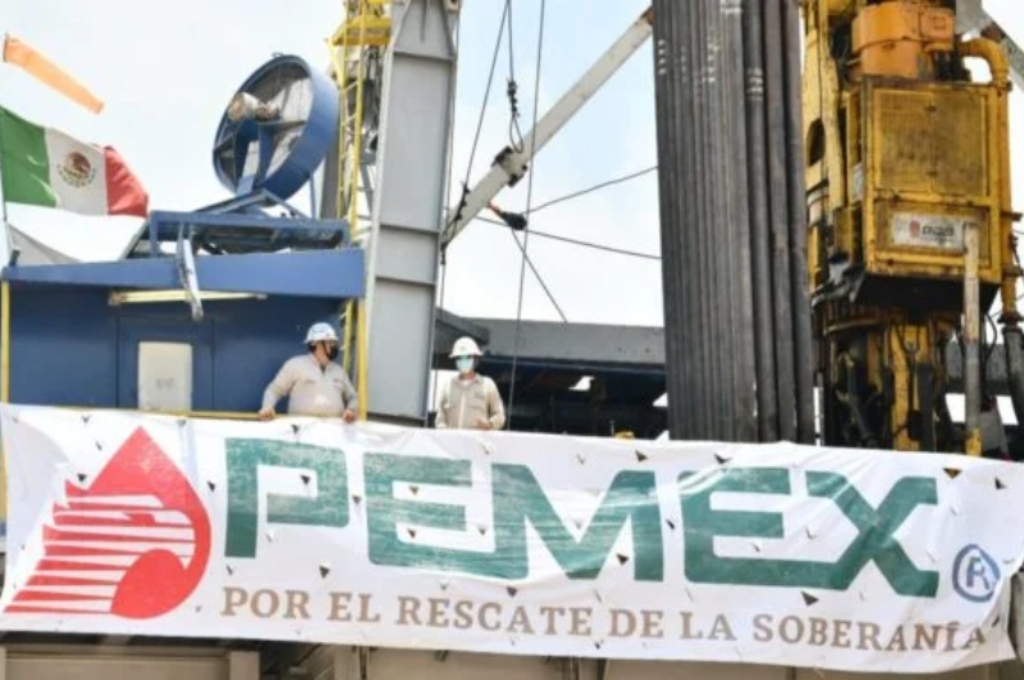 Piden a Pemex vender 300 campos petroleros para obtener 164 mil mdd