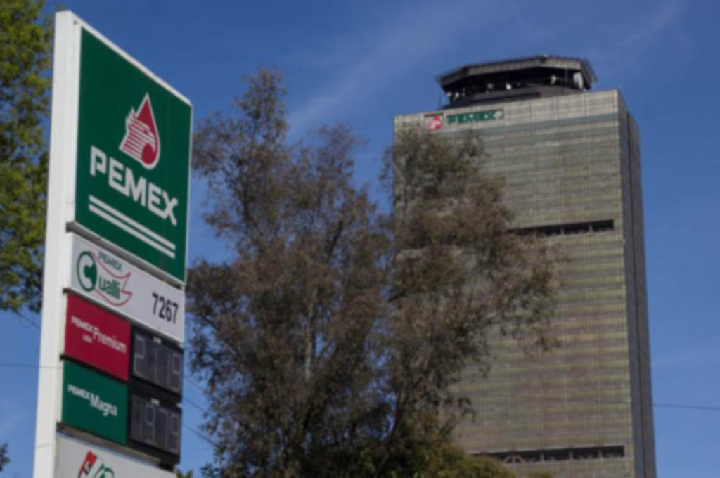 Crece 16% elaboración de gasolinas en 2022, reporta Pemex