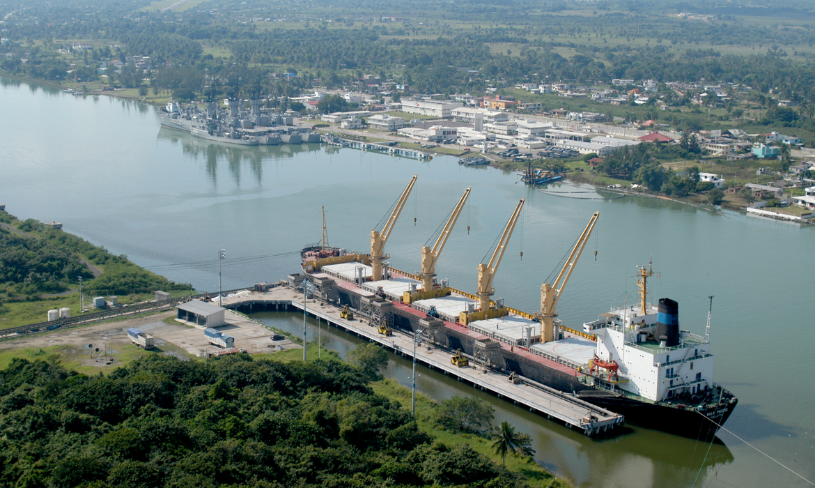 Tuxpan detiene subasta de tanques: S&P Global Platts