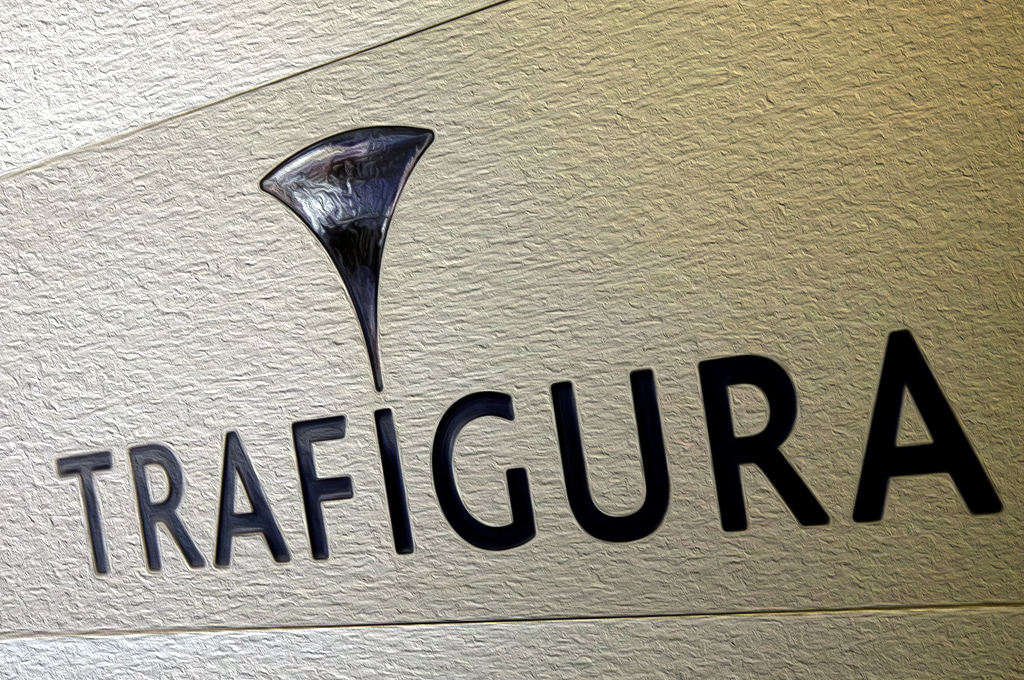 Trafigura consigue 5 permisos provisionales para importar combustibles