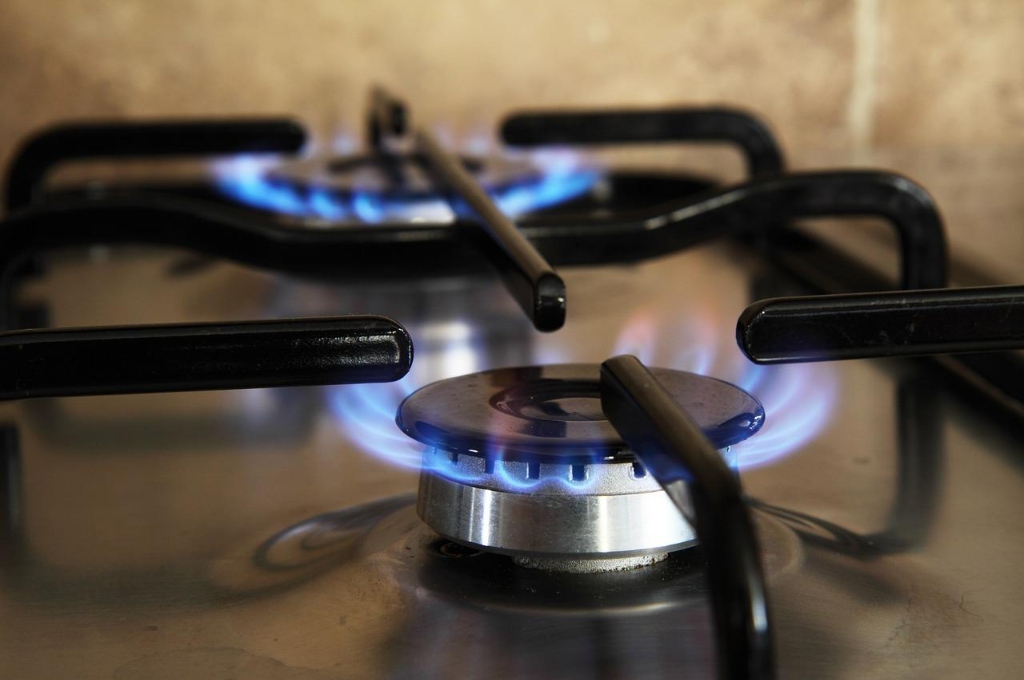 Se disparan precios del gas natural residencial y electricidad en primera quincena de mayo: INEGI