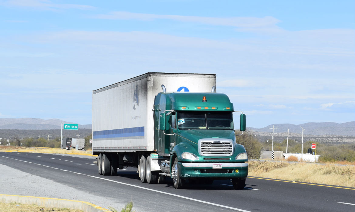 95% de transporte pesado operan con diésel en México; parque vehicular lejos de opciones ecológicas