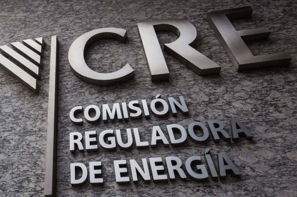 CRE niega permiso para almacenar petrolíferos a 2 empresas privadas