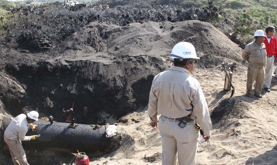 Perforaciones a ductos de Pemex se quintuplican en Puebla