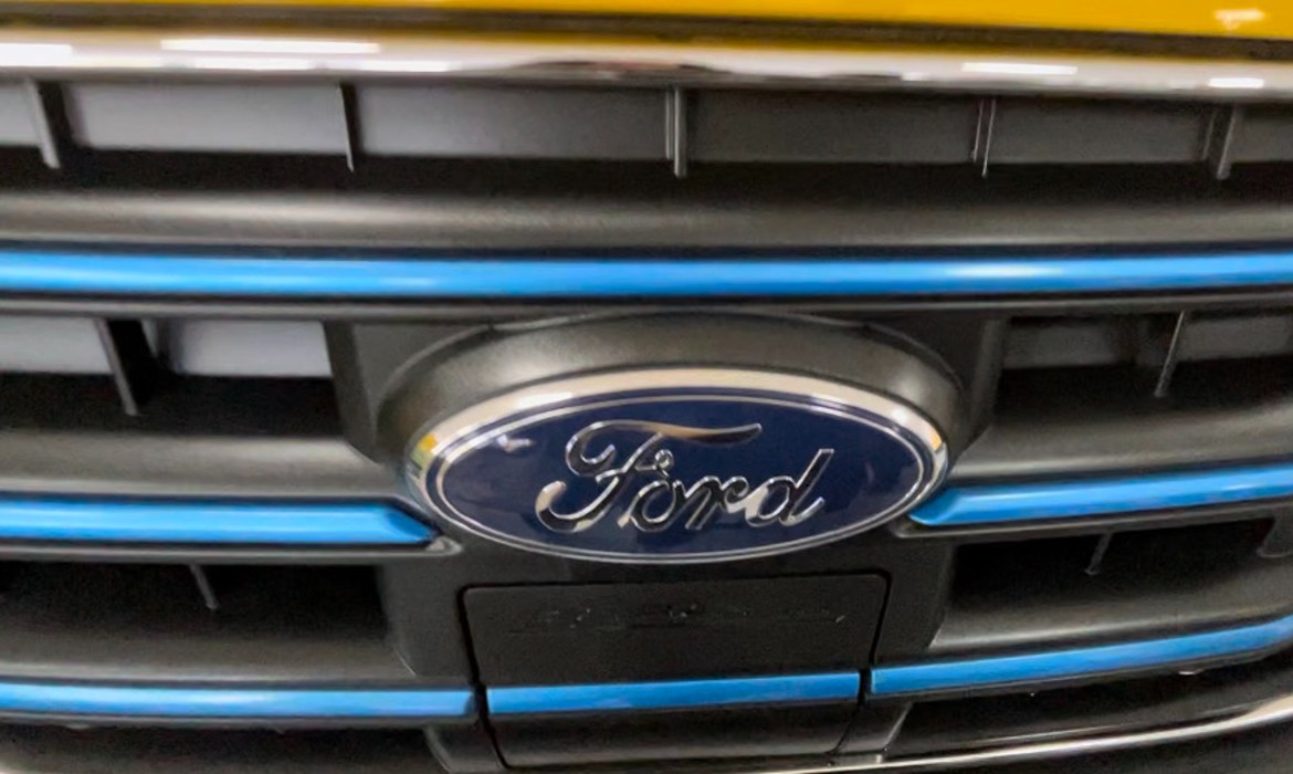 Ford prevé posicionar 3,000 vehículos eléctricos comerciales en 2023