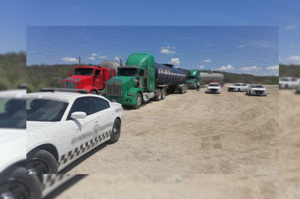 Incautan en Nuevo León 3 tractocamiones con 140 mil litros de combustible ilícito