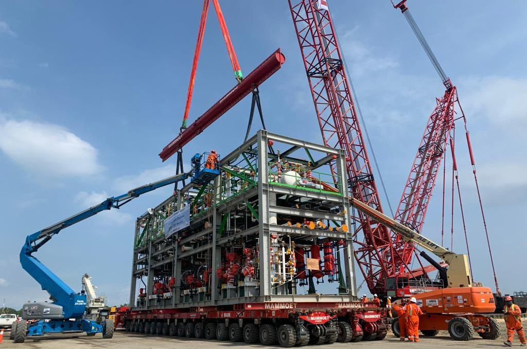 Arriba desde Corea la unidad de tratamiento de gases para nueva refinería