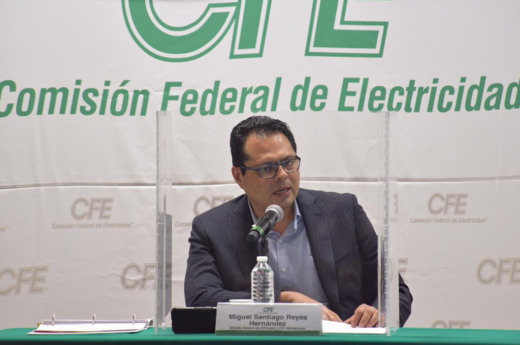 Contratos de productores independientes dañan a CFE con 412 mil mdp