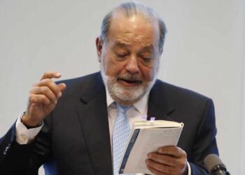 Compra de Petrobal dispara 23.7% la deuda de Carlos Slim