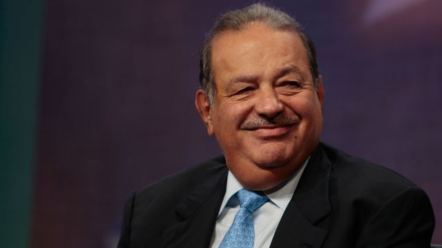 Pemex da millonario contrato a Carlos Slim para Lakach