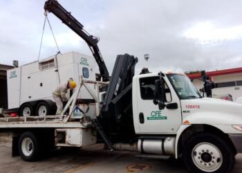 Más de 2 mil electricistas atenderán afectaciones de Beryl, informa CFE