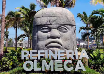 Refinería Olmeca arrancará con 260 mil BD el sábado: AMLO