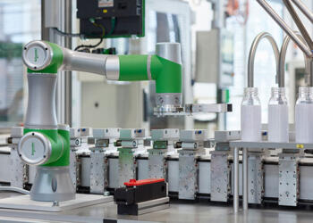 Schneider Electric revoluciona la eficiencia industrial con Lexium Cobots
