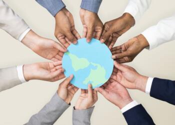 Lanza CCE primer informe de sustentabilidad empresarial