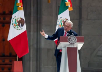 México alcanzará autosuficiencia de combustibles en este año: AMLO