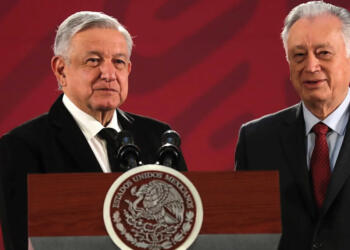 Bartlett se despide de la CFE; agradece a AMLO