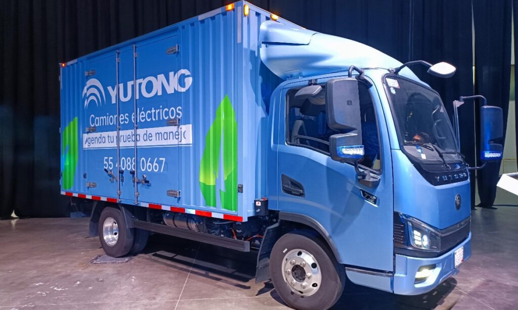 Yutong lanza su nueva solución eléctrica para transporte de última milla