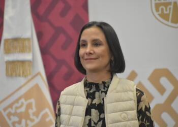 Luz Elena González y Ebrard explican a empresarios reforma energética