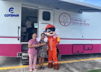 Cotemar se pinta de rosa contra el cáncer de mama