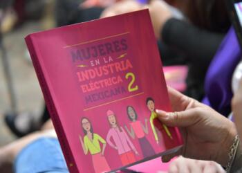 ‘Mujeres en la industria eléctrica mexicana 2’ es presentado en la FIL Guadalajara