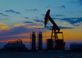 Cae 10% producción de hidrocarburos en diciembre de 2024