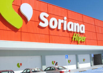Soriana va por 1,000 estaciones de carga ultra rápida en México hacia 2030