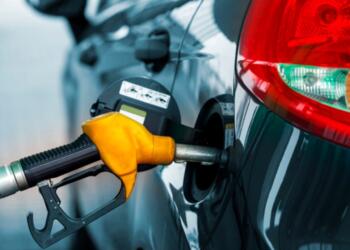 Hacienda baja estímulos fiscales a combustible regular y diésel