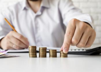 Proponen créditos fiscales y subsidios para instalar renovables