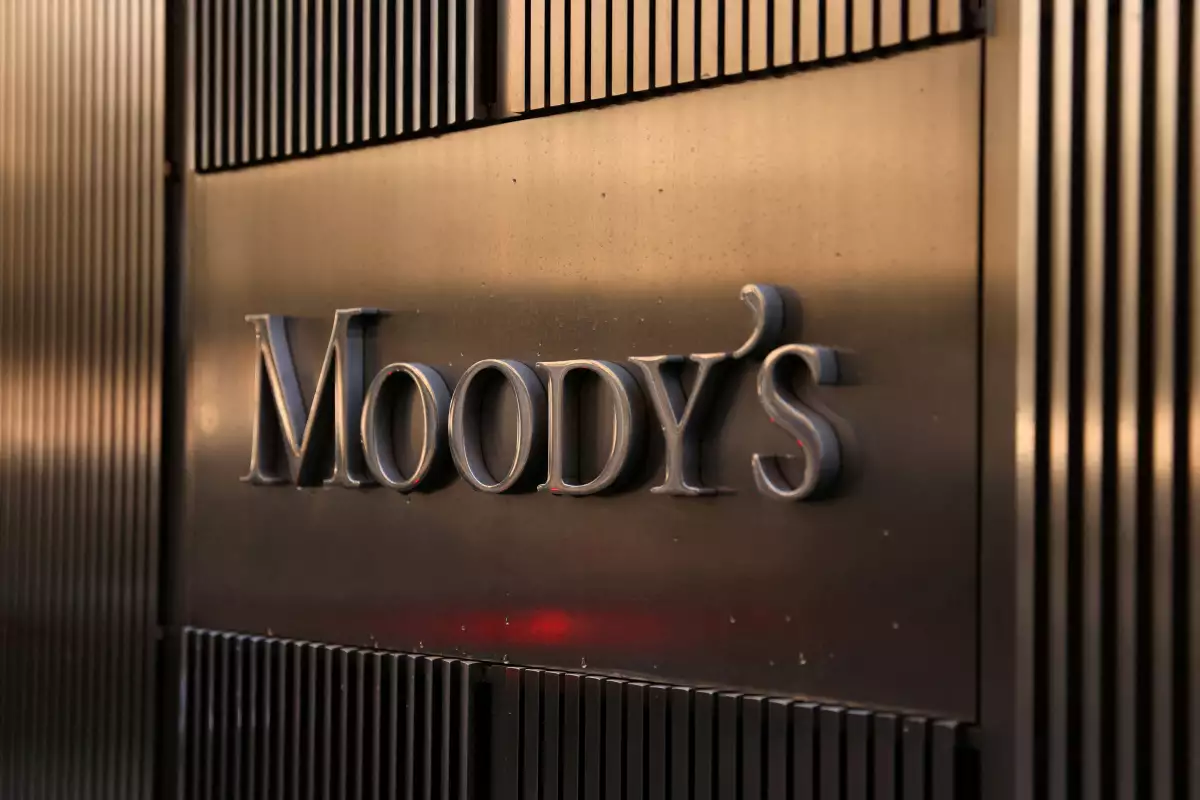 En duda, beneficios para PEMEX por leyes secundarias: Moody´s