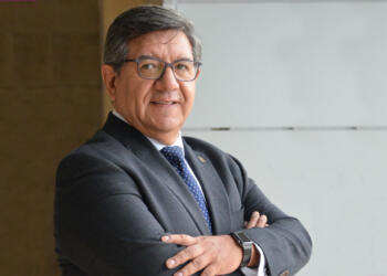 Superar el pasado: El futuro energético según Isaías Romero