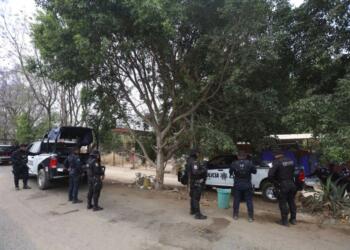 Aseguran tomas clandestinas de combustible en Oaxaca