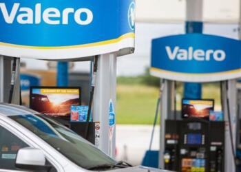 Valero recupera permiso para importar combustibles