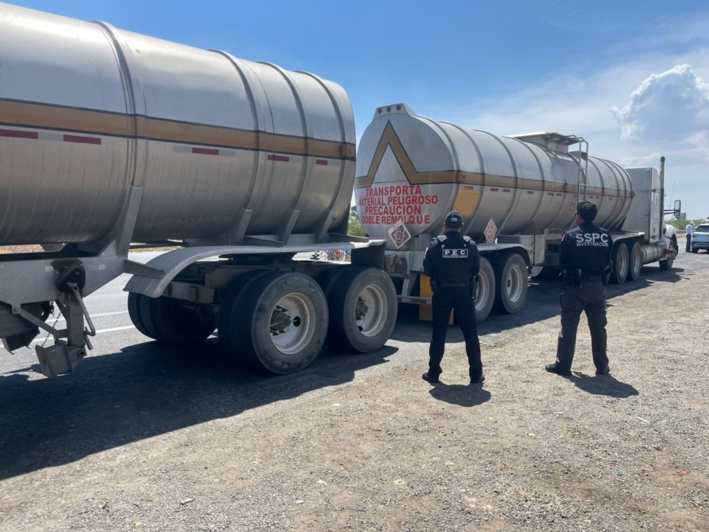 Detienen camión en Guanajuato con diésel de huachicol