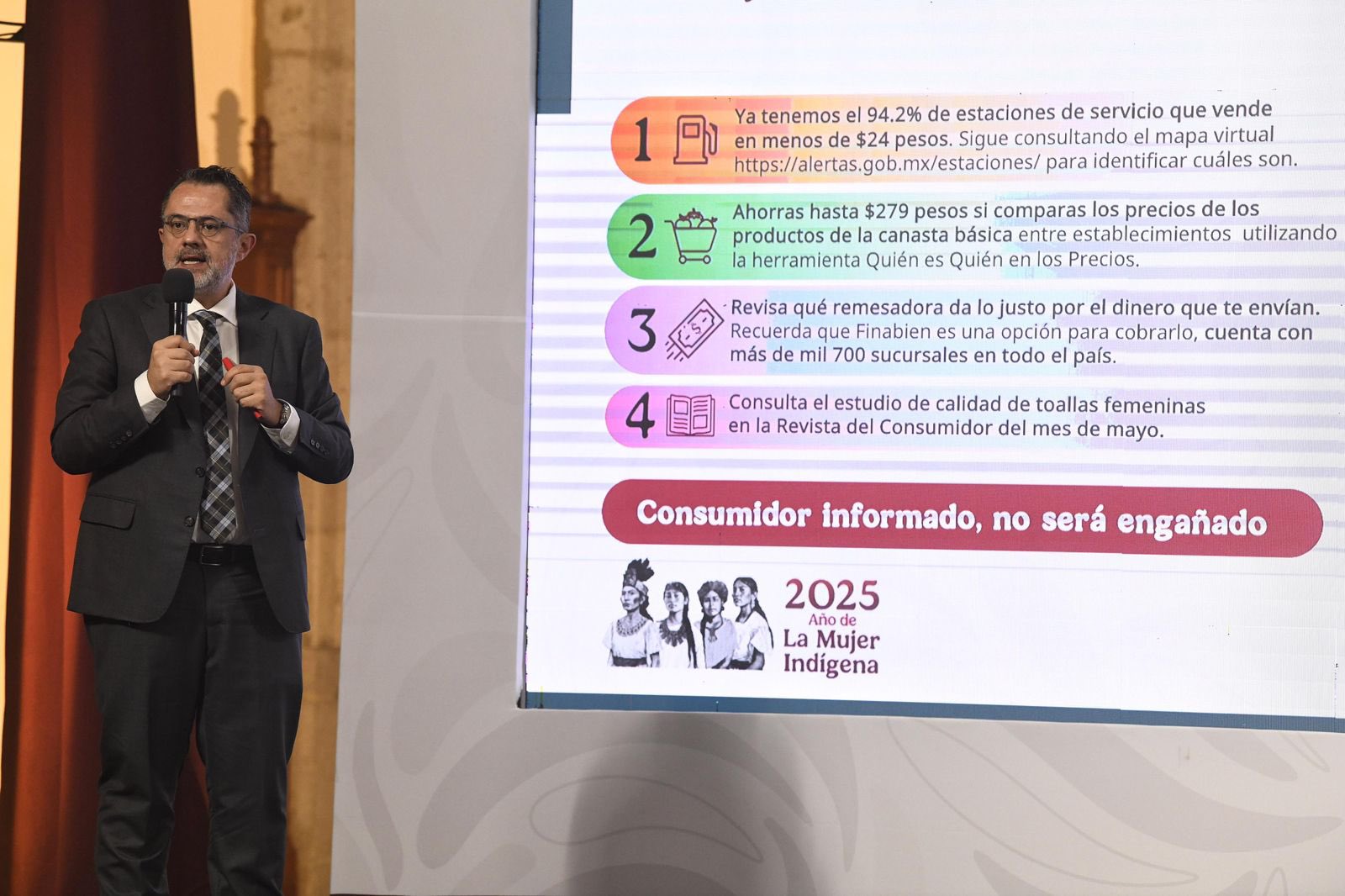 Más de 700 gasolineras no cumplen acuerdo de combustible regular: PROFECO