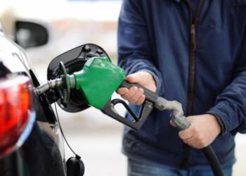 ¡Sin estímulo fiscal! Hacienda mantiene combustibles sin apoyo