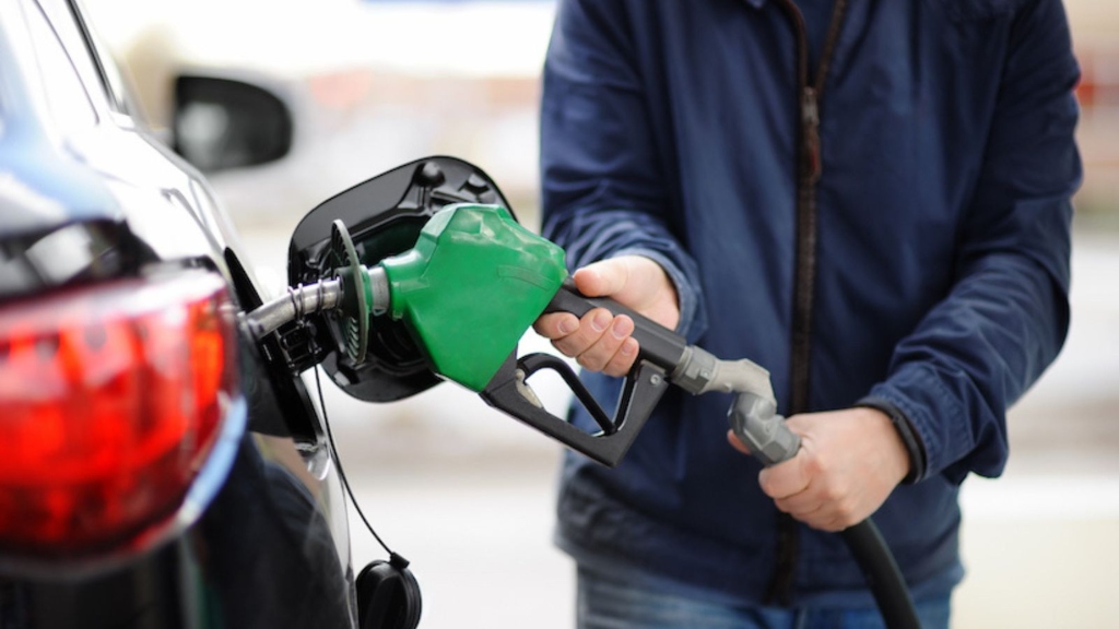 ¡Sin estímulo fiscal! Hacienda mantiene combustibles sin apoyo