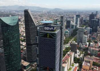Ve BBVA obstáculos en metas de ambientales de PND