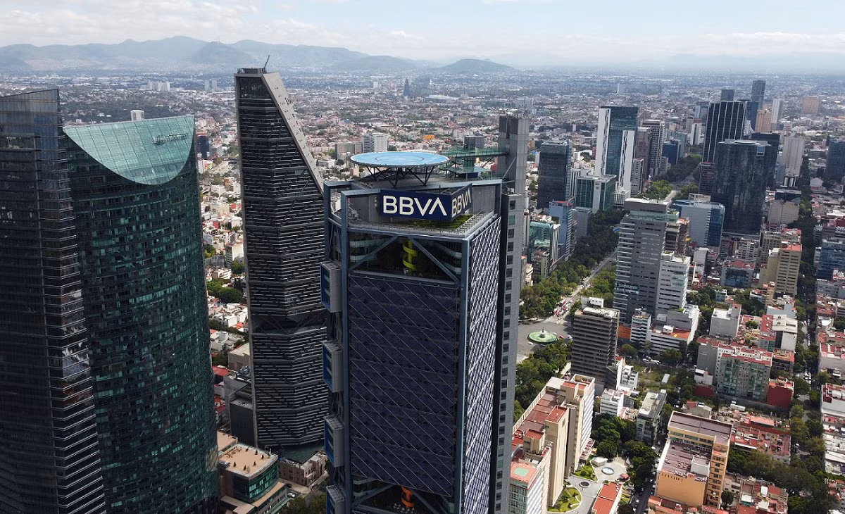 Ve BBVA obstáculos en metas de ambientales de PND
