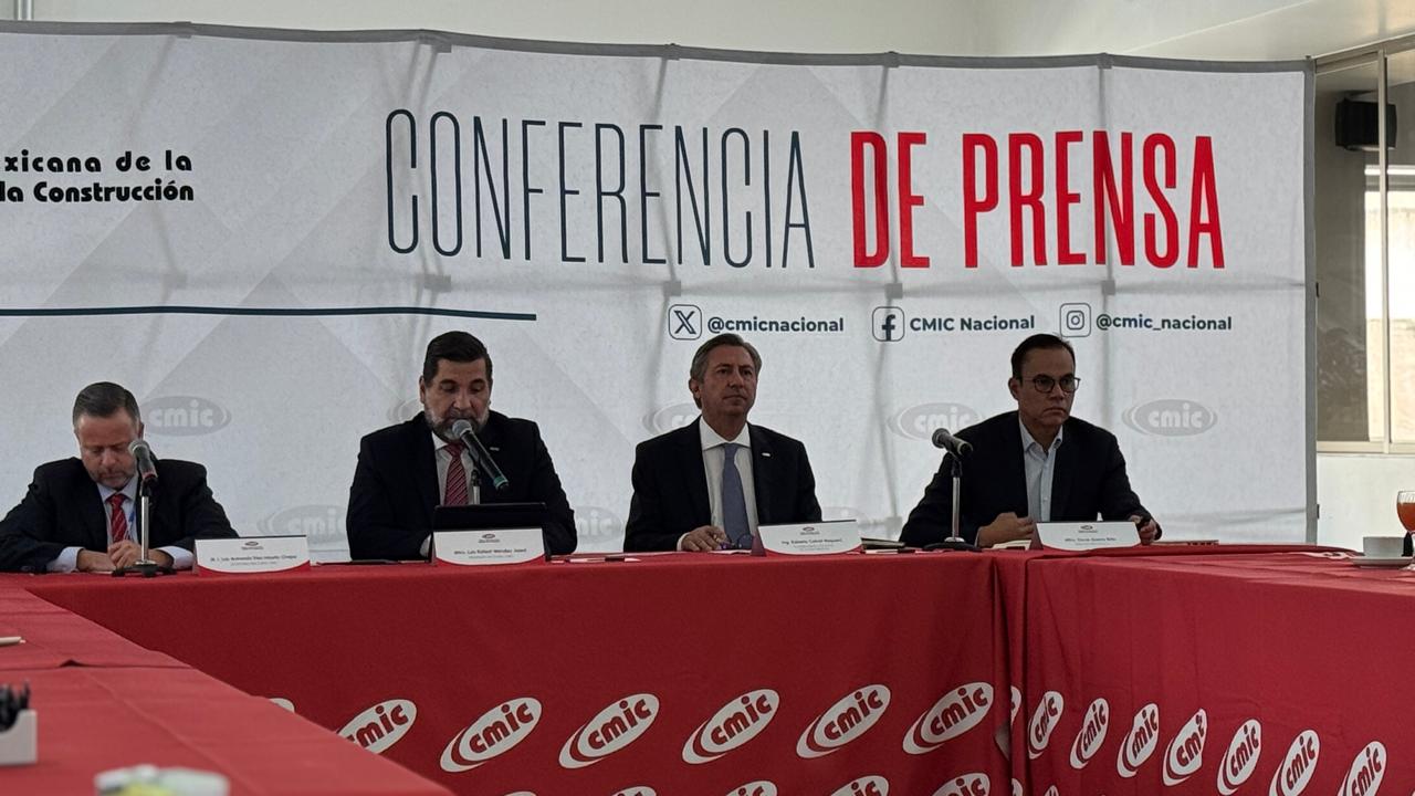 Adeuda PEMEX 2 mil 800 MDP a empresas de construcción