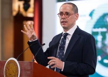 Alistan concesiones gratuitas a CFE para cobertura de Internet