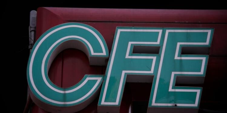 CFE conecta a más comunidades y apunta a cobertura de 99.99%