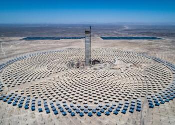 México enciende la energía termosolar; dará luz a 200 mil hogares